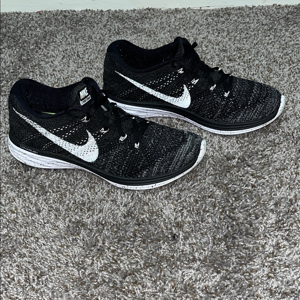 Nike Flyknit Lunar 3 Running Black and White Knit Sneakers